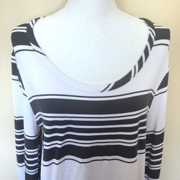 Chaser Evereve Stripe Bishop Pullover - Picture 3 of 8